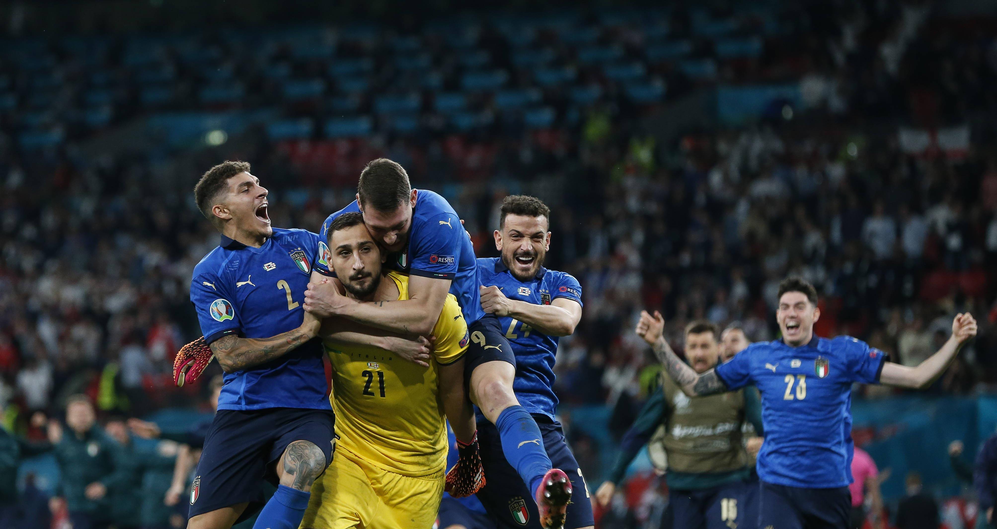 加拿大爆冷日本，弗拉霍维奇打破历史纪录