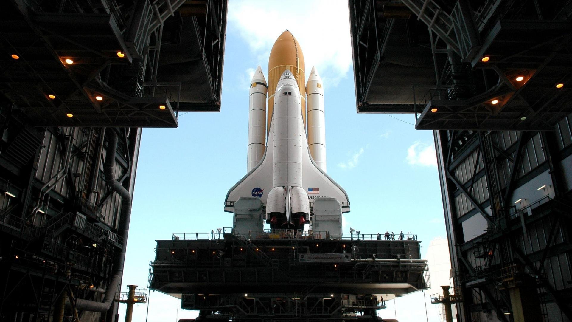 攻防一体定乾坤！字母哥再现统治力，雷霆双星强取卫冕冠军