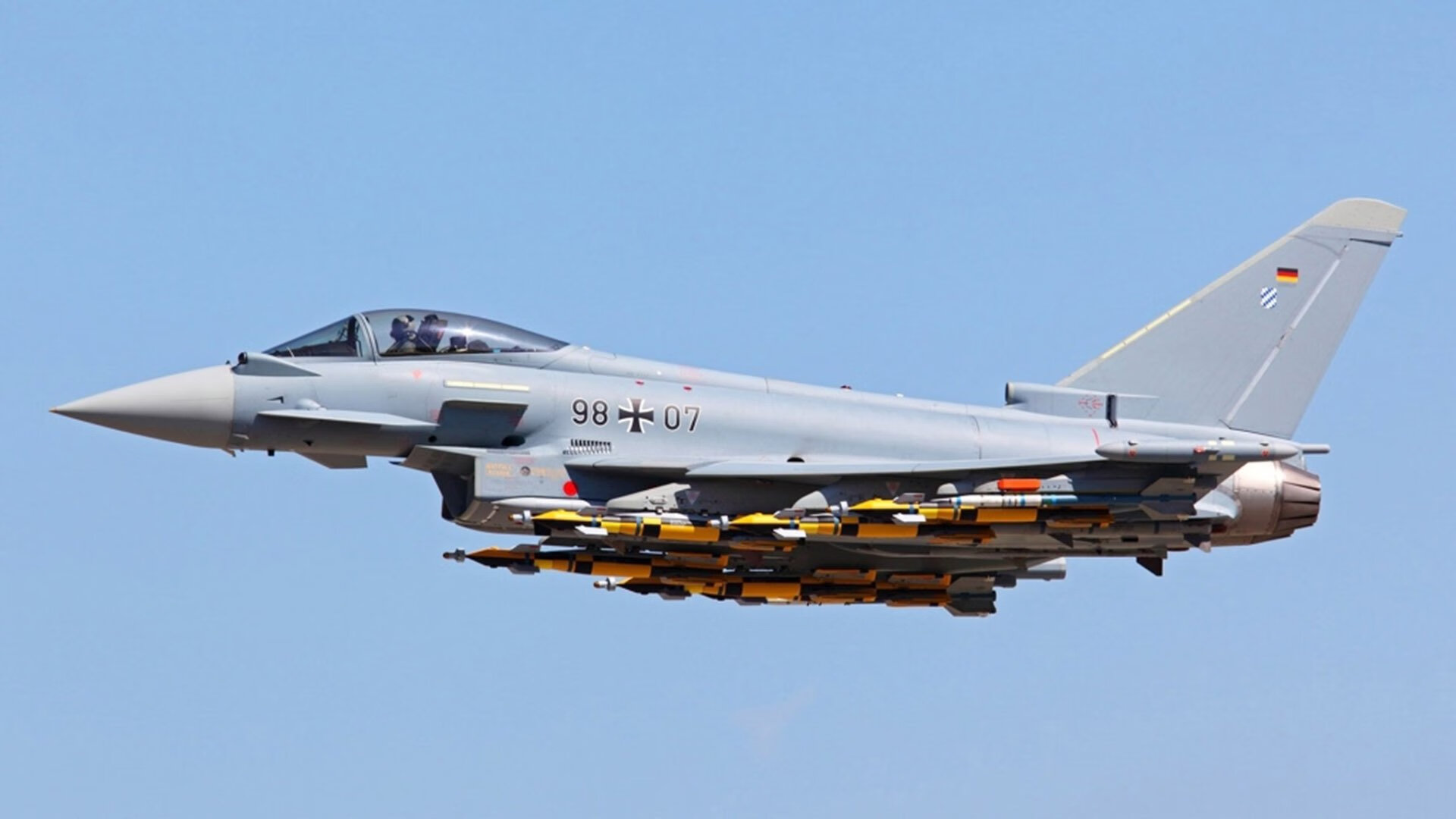 开云体育平台APP-当红魔遇上绿鹰，一场非典型的超级联赛，帕尔默定义中场唯一性