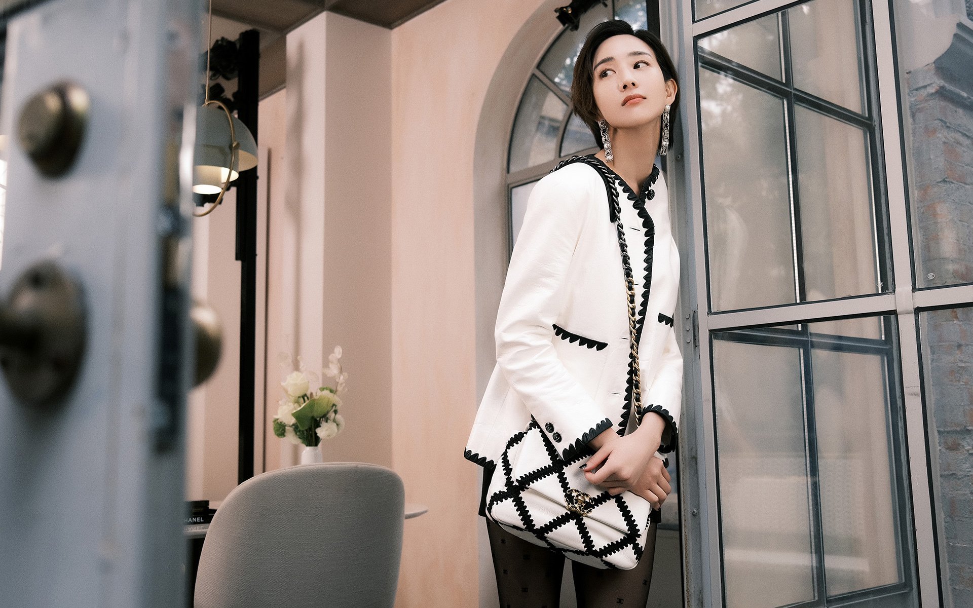 王者的蓝调与梅的咏叹调，当战术枷锁遇上天才爆发的瞬间