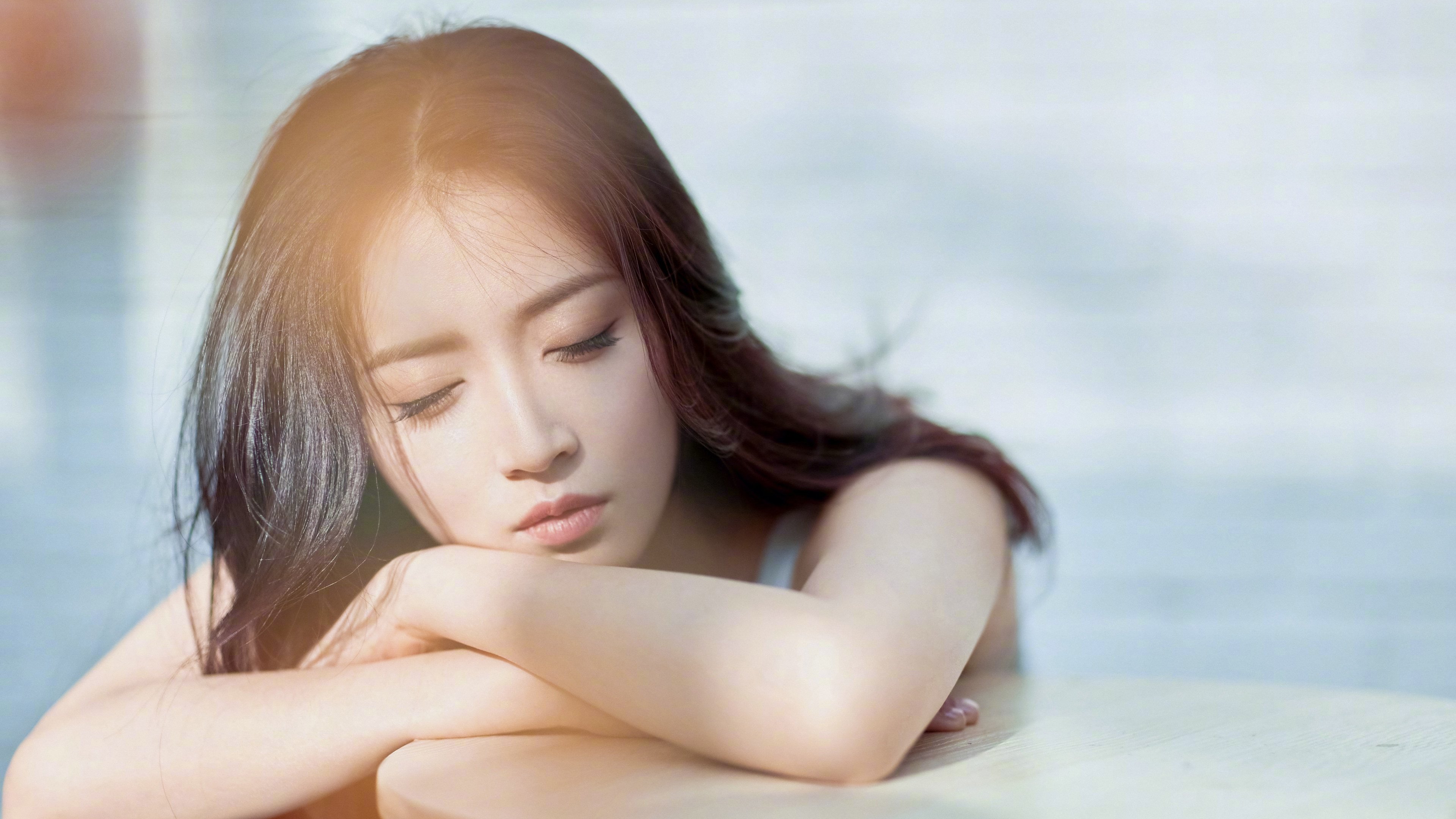 当欧冠的利刃划破天空，克莱在三分线外投下一座城池